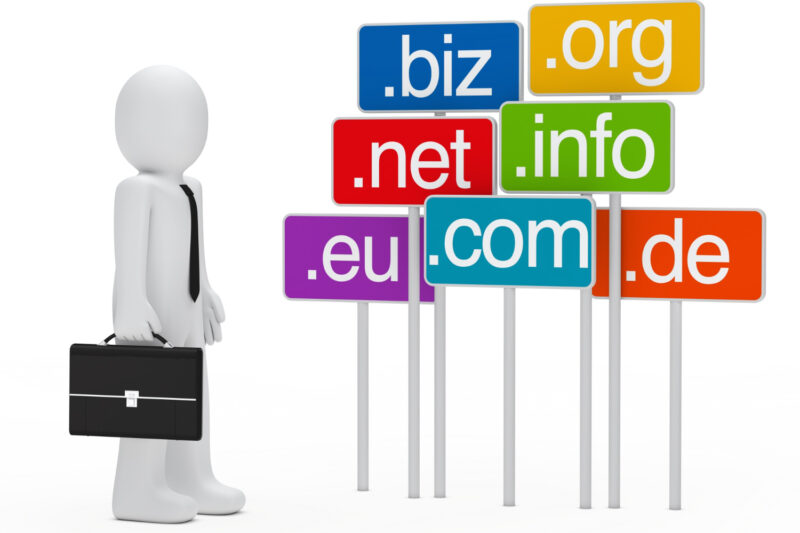 How to Transfer a Domain Name Without Losing Traffic